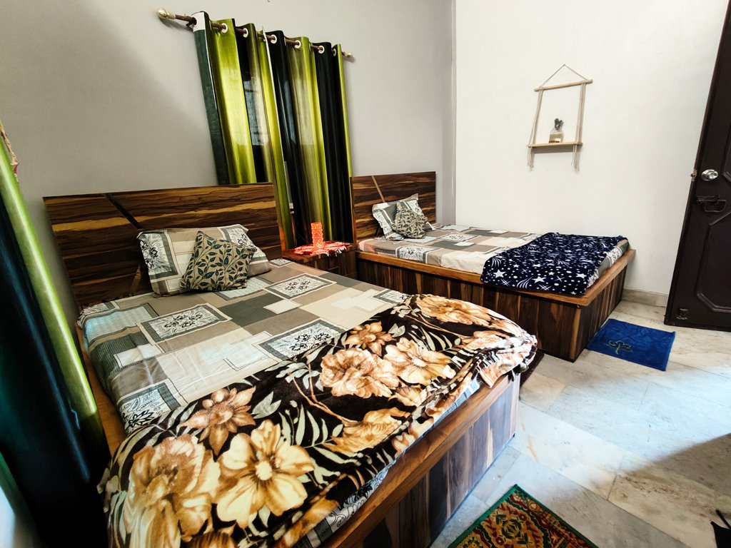 Naari Home Stay MATHURA